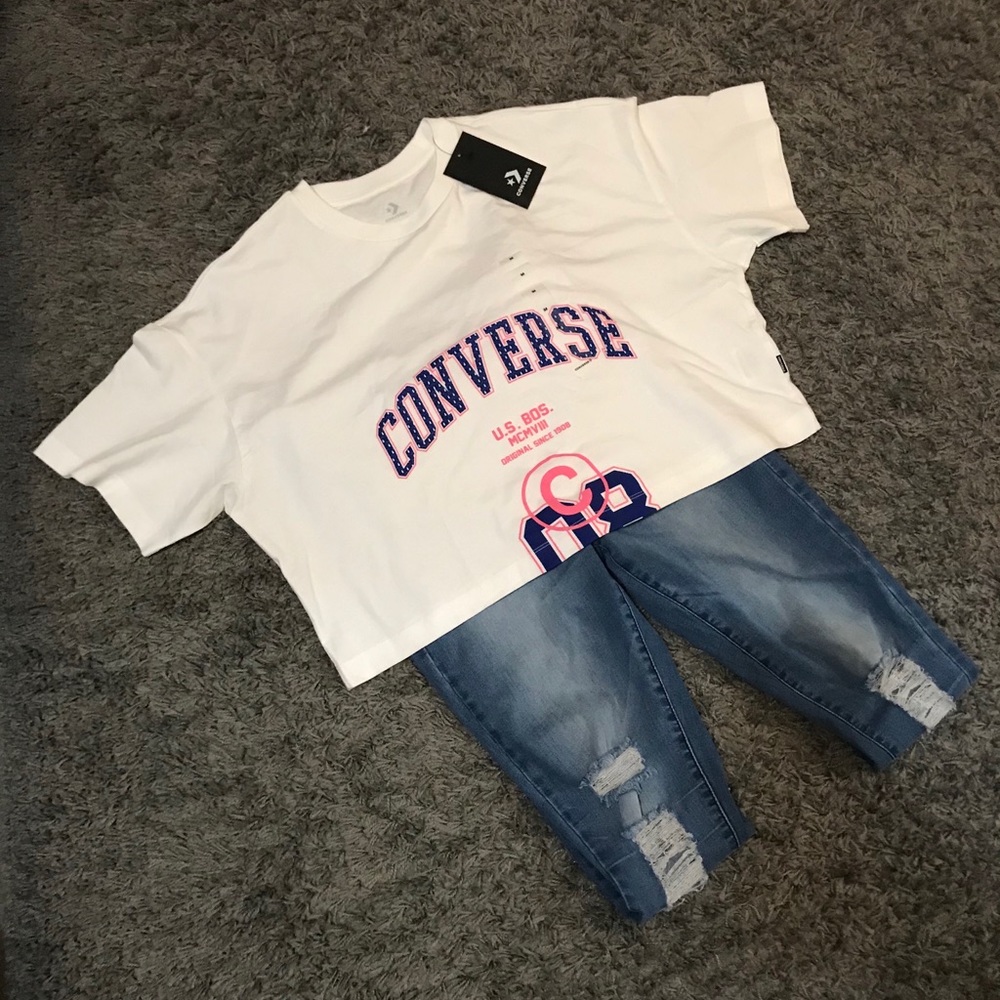 Converse crop top tee